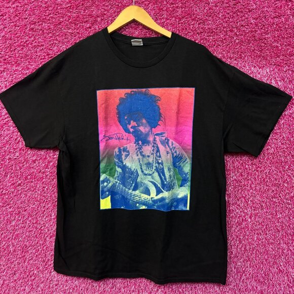 Jimi Hendrix Psychedelic Rock Tshirt size Large - Picture 1 of 4